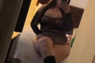 Pretty BBW in town this week only 🩷 - Image 1