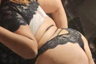 HEY EVERYONE WHO'S WANTS TO HAVE A GOOD FUN AND FULL OF ACTION WELL YOU KNOW WHAT TO DO I WILL HAVE SOME SPECIAL FOR TONIGHT - Image 4