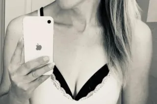 sweet gurl tryna hav sum fun i... - Image 1