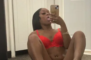 4"9 throat goddess😝 - 21 - Image 1