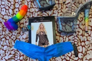 Your New Mistress is in Town f... - Image 4