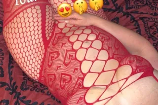 ❤5'5 Blue eyes and thick thighs❤ - Image 5