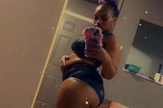 I can take it all 💪🏽💪🏽💯💯 - 28 - Image 1