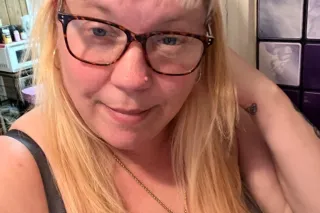 HEYY👋🏼👋🏼 BIG TITTY TUESDAY💚80 ... - Image 4