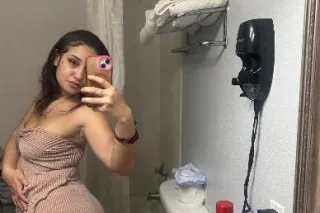 HORNY SEXY QUEEN🍒I AM LATINA S... - Image 2