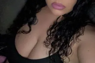 💦😘SeXxXii LeXxXii 🫶 WeT tHrOaT... - Image 3