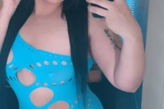 Pretty Petite Sexy Latina 💕🍭 HABLO ESPANOL - Image 1