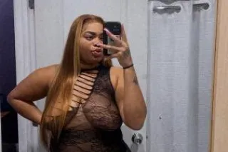 NIGHT FUN W/ BBW DOLL 🍯 INCALL... - Image 3