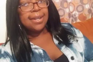 its cold come see the bbw that... - Image 3