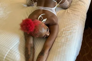 COME HAVE FUN 🌊🫦Heyy I’m HONEY... - Image 4