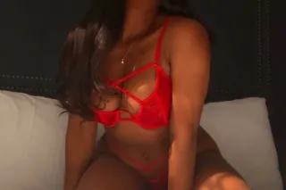 MORENA LATINA AVAILABLE 24/7 -... - Image 1
