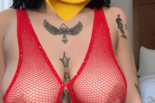 chica latina 😍 - Image 1