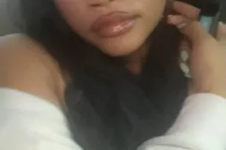 Come See Me 🩷 - 25 - Image 1