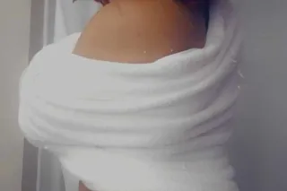 Lets play for a while, papi if love wet games come see me 💙💋🌟 - Image 5