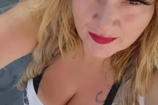 hey baby cum get me! - Image 4