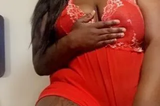 BRIANNA SQUIRTS💦💦💦 DICK EATER 🍆👅💦 - Image 5