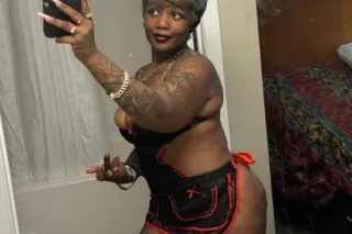 🎶😱 Come get the most unforgettable attention you need fro someone small and petite!!! Amazing time that will leave a stain on your brain🎶😱 - Image 8