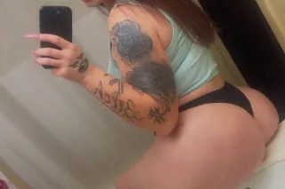New Here! Sweet &amp; Sexy Sta... - Image 1
