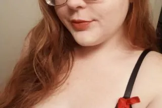 Thick sexy redhead with🔥pussy🔥ready to make your fantasies 💦cum💦 to life - Image 7