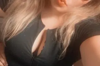 YOUR UPSCALE EXOTIC PLAYMATE❤👸🏼 - Image 2