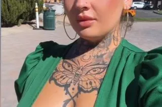 TATTED TEMPTRESS IN KONA ONE DAY ONLY - Image 3