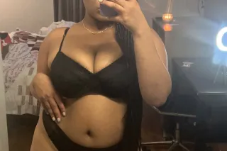 💋 Young, Thick & Drippin’ 💦 Only Real Ones Tap In. SUNDAY FUNDAY 😜$80 qvs today gents😜 - Image 5