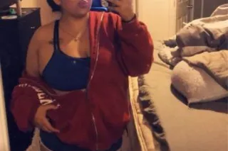 Sexy latina Looking for fun pl... - Image 1