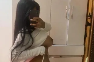 🤩Hi, I'm new here. 😘Would you ... - Image 1