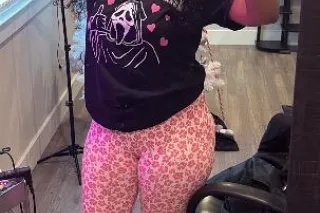 Your Secret Safe With Me - 41 - Image 3