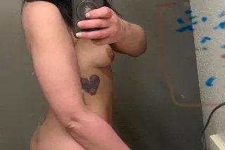 sweet secy bootyful girl next door - Image 7
