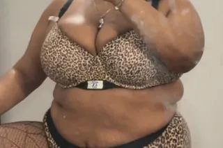 💋 𝐂𝐨𝐦𝐞 𝐆𝐞𝐭 𝐓𝐡𝐫𝐨𝐚𝐭𝐞𝐝𝐁𝐲PhatMa💦 𝐔... - Image 2