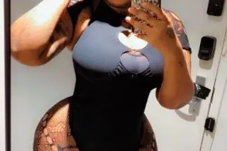 50 inch 🍑 Tiny waist ⌛ Exotic🇯... - Image 2