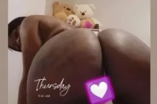 SliM ThiCK CHIC WIT PoRN ⭐⭐⭐ S... - Image 2