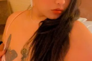 Latina BBW ready to play - Image 7