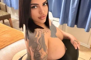 Yummy Anal 💕💞💕Beautiful Latin girl💕💕💕Big booty sexy body all yours💕💞💕 - Image 4