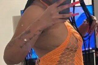 AVAILABLE NOW !! Incalls & Out... - Image 2