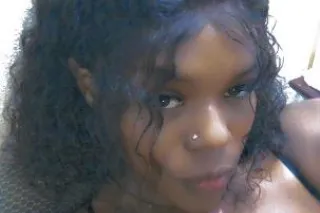 Peach wet pussy for play🔥🔥🔥😈🔥🔥🔥Young milfy sexy and intelligent !Cum give the head doctor a visit - Image 6