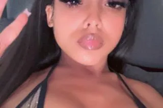 Tight & Petite baddie ready to... - Image 2