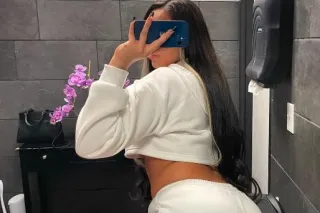 pretty body & face latina 😇💸 -... - Image 3