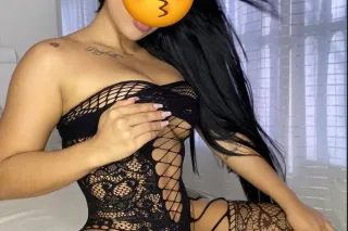 😙😈😈Hello daddy 😘 my name is Adriana, only AVAILABLE for this week 🤩🤩 - Image 5