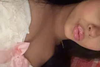 EXOTIC MIDDLE EASTERN MAMI😌🍸 - Image 4
