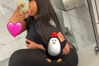 cum see me daddy💦😏 let me warm you up papi❤ always available 24/7 - Image 5