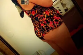AVAILABLE IN W.C. AND SURROUNDING AREAS 💋 Qv $120💵 💜 Hhr $220 💵 💜 🧡 🧡 - Image 2