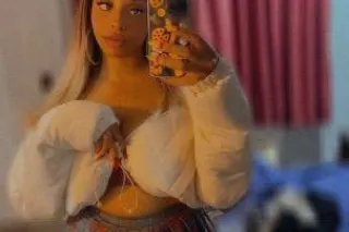OROVILLE - BUSTY BADDIE WITH BUBBLE BOOTY 💗 - Image 1