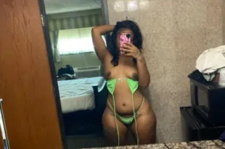 SPECIALS . OUTCALLS ONLY DEPOSIT IS REQUIRED . - Image 5
