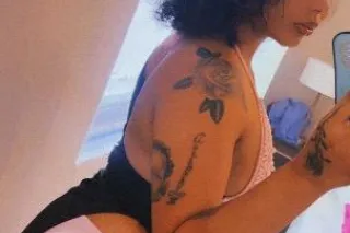 German 🇩🇪 Mexican 🇲🇽 and Black 🖤 Stallion 😍🐎🍑 Who 🙋🏽♂ wants to come 😜 to my ISLAND 🏝🌊💦 - Image 5