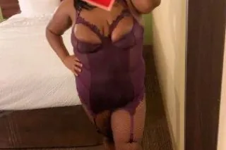 here to please and tease - 27 - Image 1