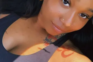 UPSCALE CALI GIRL IN TOWN 🌴 - ... - Image 1