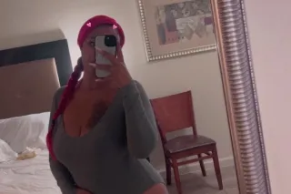 Thick Red Bone - Image 1