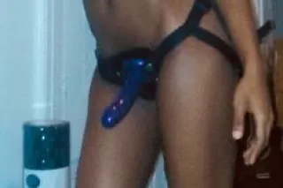 College Girl for Sugar Daddy 💦... - Image 1